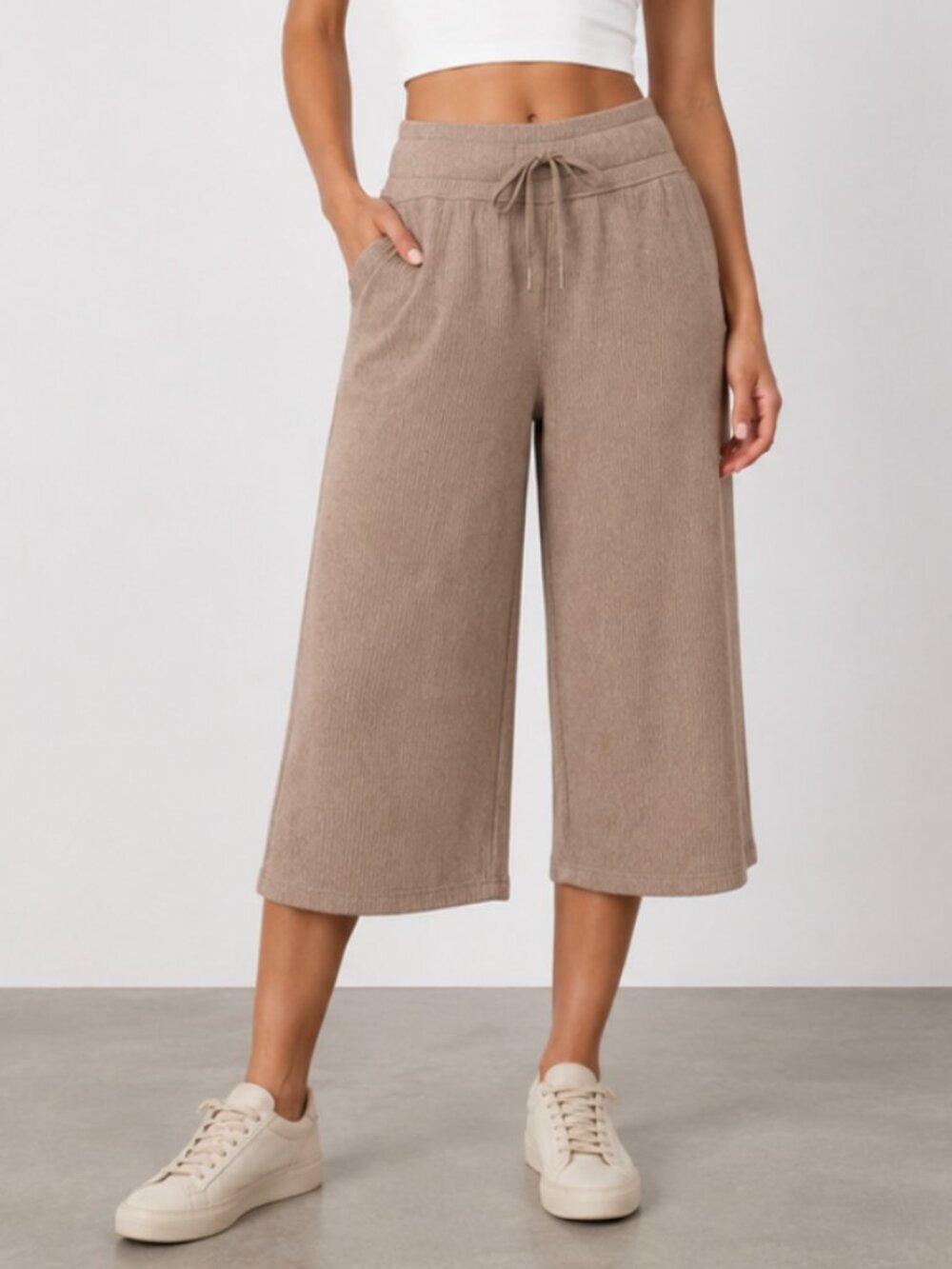 Lululemon Retreat Yourself Crop Lounge Pant Size 4